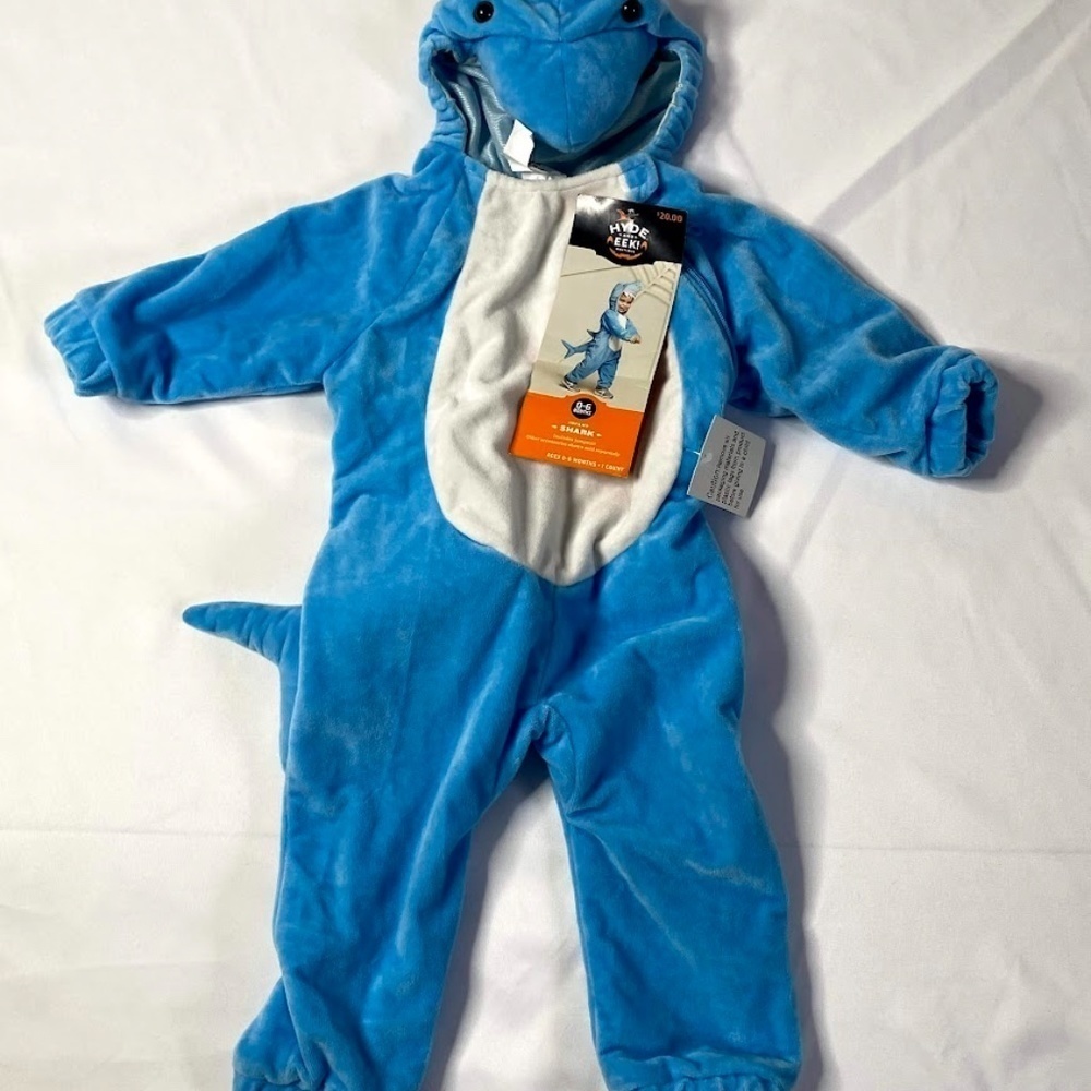 Target Hyde & Eek Costume Blue Plush Shark Baby Costume Size 0-6 M